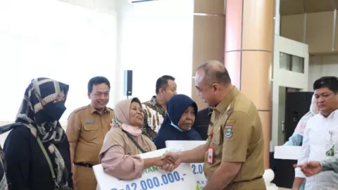 Bupati Tangerang Targetkan Peserta BPJS Ketenagakerjaan Tembus 100 Ribu - GenPI.co BANTEN