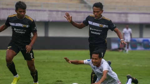 Laga Pertama Liga 1, Dewa United Kalahkan Arema FC 1-0 - GenPI.co BANTEN