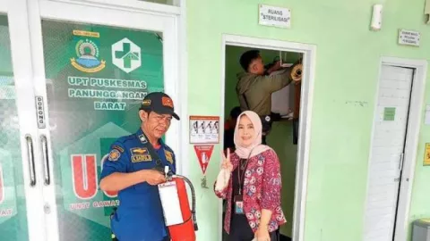 Alat Pemadam Api Milik Puskesmas di Kota Tangerang Diperiksa - GenPI.co BANTEN