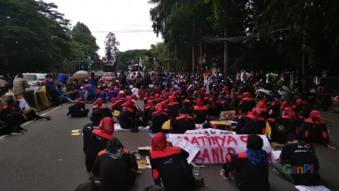 Buruh Kembali Turun ke Jalan, AB3: Minimal Sama Seperti Jakarta - GenPI.co BANTEN