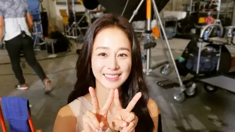 Bening Banget, 4 Aktris Korea Berumur 40-an Tetap Awet Muda - GenPI.co