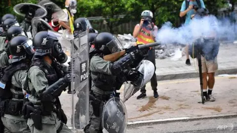 Kemenlu Benarkan Ada Wartawan Indonesia Tertembak di Hong Kong - GenPI.co