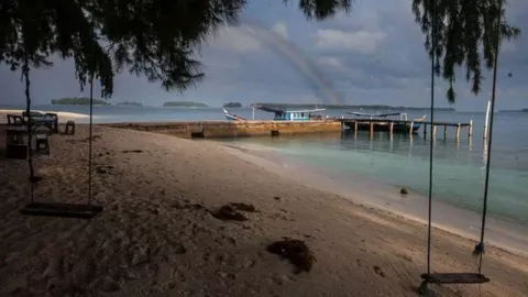 Begini Dampak Tumpahan Minyak Pertamina ke Pulau Seribu - GenPI.co