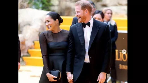 Meghan-Harry ke Afrika Naik Pesawat Komersial Biasa, Ada Apa? - GenPI.co
