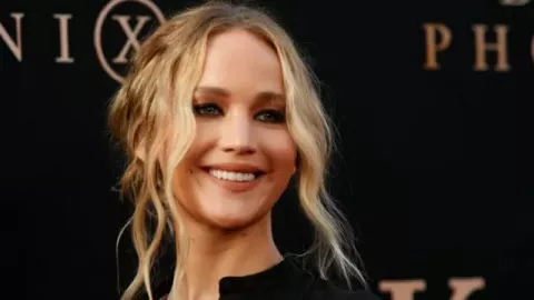 Pernikahan Jennifer Lawrence dan Cooke Maroney Sangat Tertutup - GenPI.co