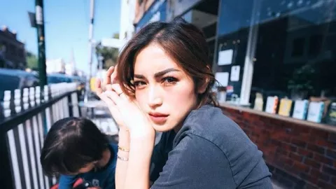 Curhat Jessica Iskandar WhatsApp-nya Diblokir Nagita Slavina - GenPI.co