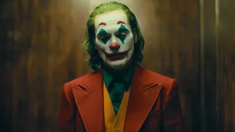 Dilarang Pakai Topeng saat Nonton Film Joker di Bioskop! - GenPI.co