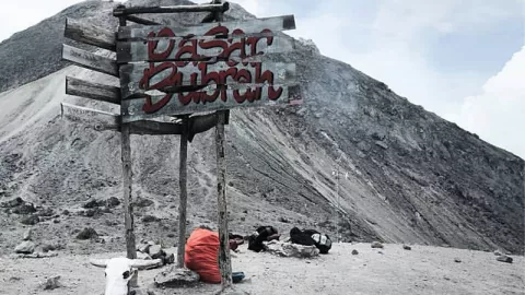 Pasar Bubrah Gunung Merapi, Konon Tempat Jin Berkumpul - GenPI.co