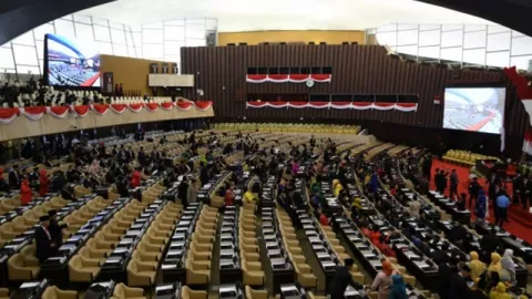 Gaji Anggota DPR RI 2019: Pokoknya Kecil, Tunjangannya Banyak - GenPI.co