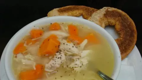 4 Makanan Penambah Imun Tubuh, Cobalah! - GenPI.co