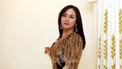 Ucie Sucita di Antara 2 Dunia, Entertainer dan Entrepreneur - GenPI.co