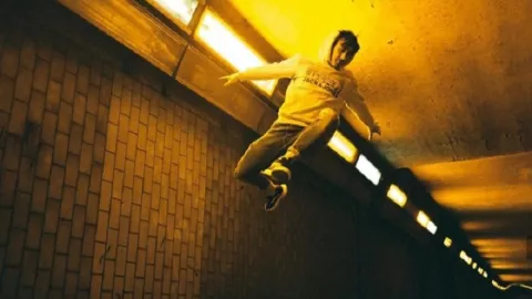 Selain Memacu Adrenalin, Parkour Juga Bermanfaat untuk tubuh - GenPI.co