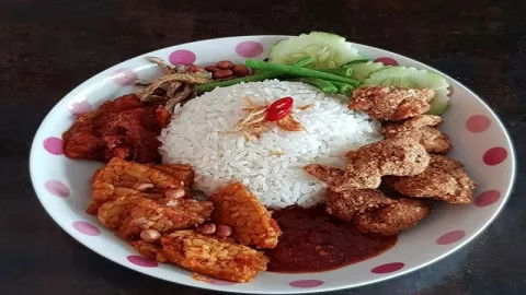Benarkah Makan Nasi Bisa Mengantuk?  - GenPI.co
