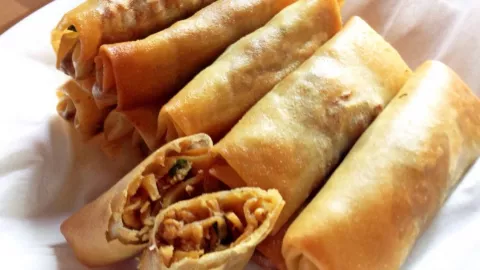 Bikin Risoles Isi Rebung dan Indomie untuk Bekal Anak Yuk! - GenPI.co