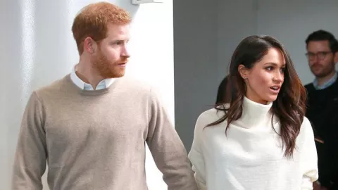 Elegan! Contek 4 Outfit Meghan Markle untuk Ngantor - GenPI.co