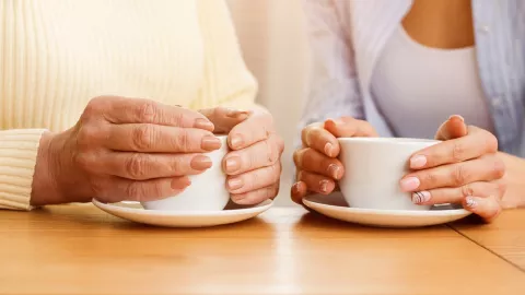 Kopi vs Teh, Mana yang Lebih Baik? - GenPI.co