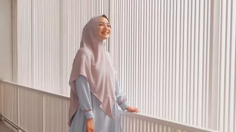 Tampil Syar’i, Intip 5 Gamis Cantik untuk Pancarkan Pesonamu - GenPI.co