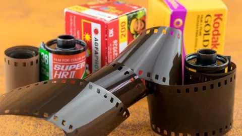 Dulu Pernah Pakai Kamera Analog? Pasti Ingat Roll Film ini Dong - GenPI.co