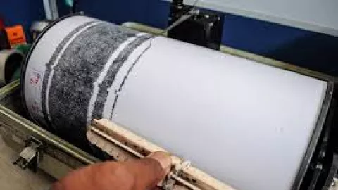 Minggu Pagi, Gempa Magnitudo 5,1 Guncang Nias - GenPI.co