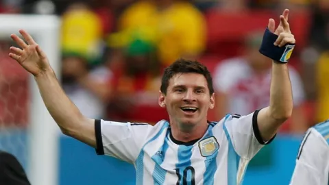 Lewat Tendangan Semata Wayang, Messi Puas Bisa Tekuk Brasil - GenPI.co