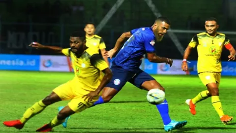 Bungkam Barito Putera, Arema FC Geser Madura United di Posisi 3  - GenPI.co