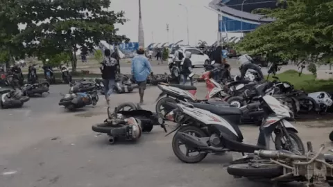 Khofifah Kepada Gubernur Papua Barat: Saya Minta Maaf - GenPI.co