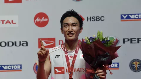 Kento Momota, Pebulutangkis No.1 Dunia Kecelakaan di Malaysia - GenPI.co