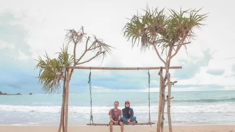 Saat Pandemi Corona Mereda, Bersantailah di Pantai Indah ini - GenPI.co