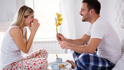 Tangkal Pelakor, Lakukan ini Agar Suami makin Sayang! - GenPI.co
