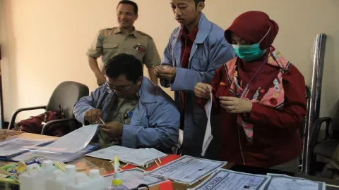 Restorasi Ijazah dan Dokumen Penting Akibat Banjir - GenPI.co