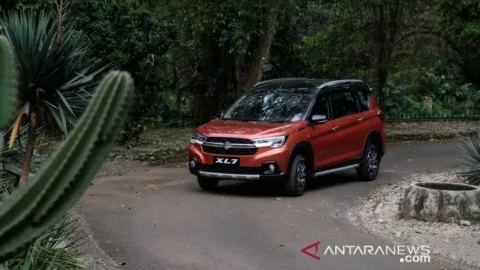 Baru Saja Diperkenalkan, Ini Spek Suzuki XL7 - GenPI.co