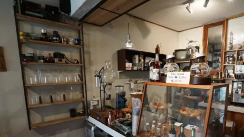 Pengalaman Baru Minum Kopi di Kedai Kopi 210 Brew & Roastery - GenPI.co
