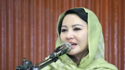 Bupati Landak: Sudah Cantik, Perhatian dengan Warga Juga! - GenPI.co