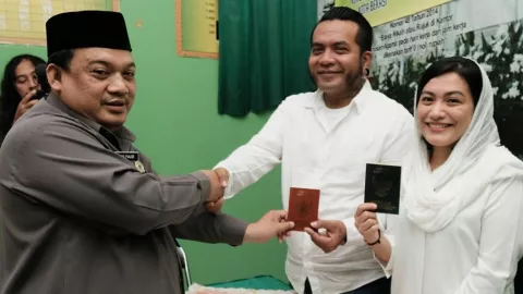 Menikah Lagi, Erix Soekamti Kini Punya 2 Istri - GenPI.co