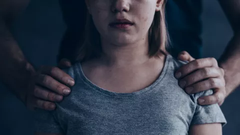 Lihat Tanda ini Pada Pasangan? Bisa Jadi Mereka Sosiopat! - GenPI.co