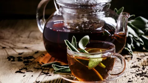 Jangan percaya, Minum Teh Tak Bisa Entaskan Virus Corona! - GenPI.co