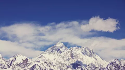 Pandemi Virus Corona, Gunung Everest pun Ditutup - GenPI.co