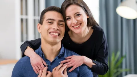 Idaman Banget, 3 Zodiak Ini Selalu Punya Waktu untuk Pacarnya - GenPI.co