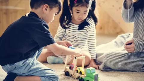 9 Kalimat Pujian Terbaik untuk Anak - GenPI.co