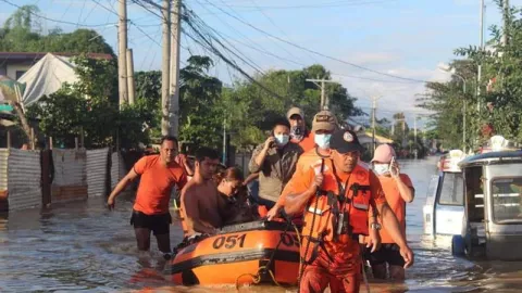 Bencana Dahsyat Bayangi Vietnam, Ribuan Warga Cari Perlindungan - GenPI.co