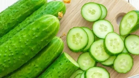Bau Mulut Bikin Nggak PD, Coba Obati dengan Mentimun - GenPI.co