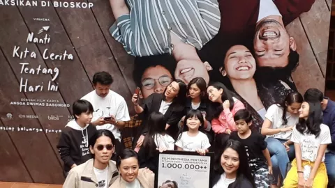 Bravo! Gelar Syukuran, Film NKCTHI Tembus 1 Juta Penonton - GenPI.co