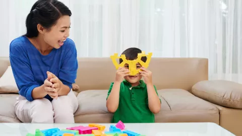 Ibu Milenial Lebih Pentingkan Karakter ketimbang Akademis Anak - GenPI.co