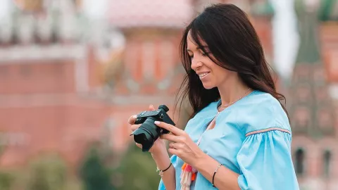 Begini Cara Membersihkan Kamera Tanpa Merusaknya - GenPI.co
