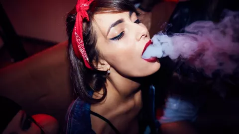 Selain Lemas di Ranjang, Vape Bisa Menyebabkan EVALI - GenPI.co