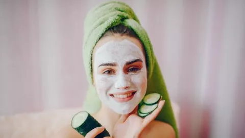 Solusi Ajaib tapi Murah Agar Kulit Kusam Kembali Glowing - GenPI.co