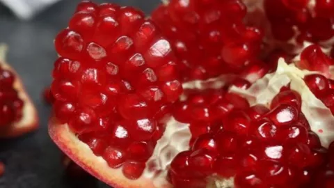4 Buah Ini Dipercaya Mampu Bikin Pria Tambah Joss! - GenPI.co