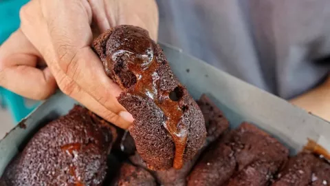 Resep Kue Balok Lembut Lumer di Mulut - GenPI.co