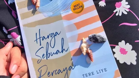 Novel Harga Sebuah Percaya: Kisah Perjalanan Menuju Tanah Harapan - GenPI.co