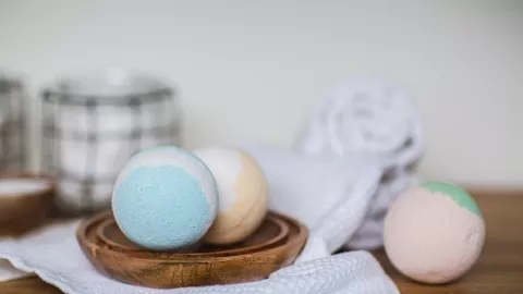 Ini Langkah Spa di Rumah Menggunakan Bath Bomb dengan Benar - GenPI.co